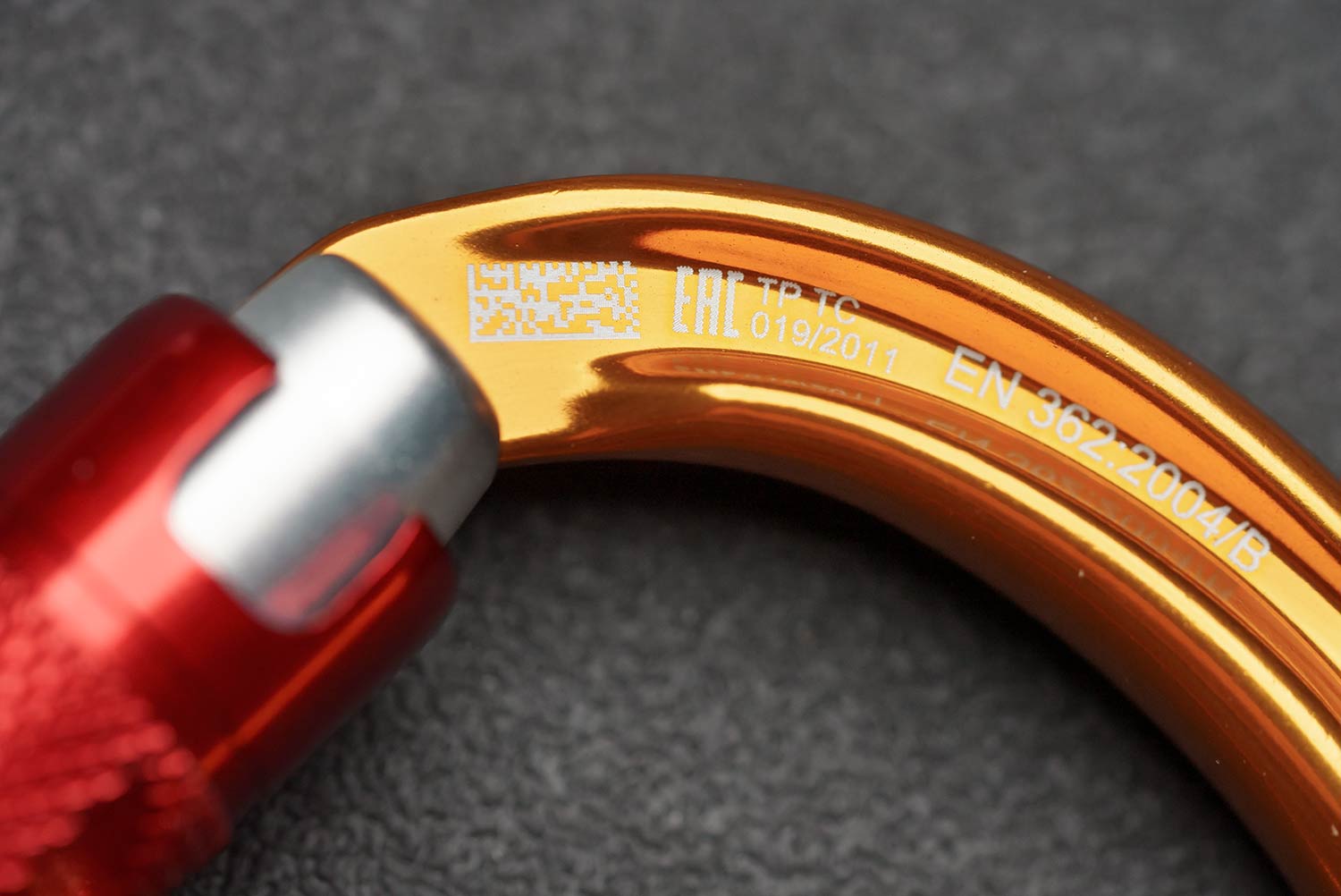 PETZL Carabiner SM'D TWIST-LOCK